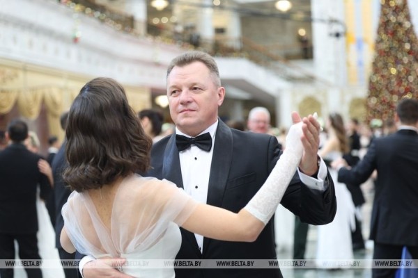 Как прошел новогодний бал во Дворце Независимости. Яркие детали и подробности праздника 