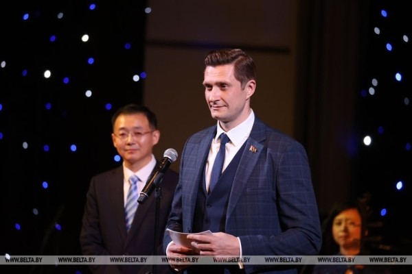 Дни культуры Китая в Беларуси стартовали в Белгосфилармонии концертом мастеров искусств