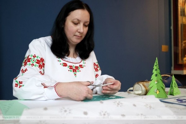 Рыженков о включении вытинанки в список культурного наследия ЮНЕСКО: это яркое для Беларуси событие