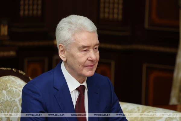 Серьезные дебаты под Питером, белорусский "Москвич" и правда жизни от Лукашенко. Итоги недели Президента