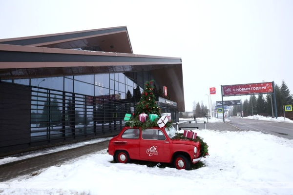 Серьезные дебаты под Питером, белорусский "Москвич" и правда жизни от Лукашенко. Итоги недели Президента