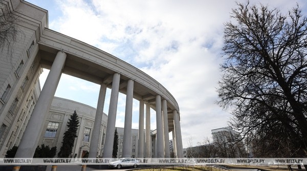 НАН Беларуси назвала лауреатов премий для молодых ученых 2024 года 