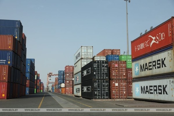 Беларусь рассчитывает задействовать порт и СЭЗ "Сохар" под совместные проекты с Оманом Беларусь рассчитывает задействовать порт и СЭЗ "Сохар" под совместные проекты с Оманом