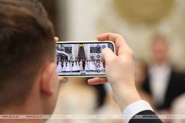 Как прошел новогодний бал во Дворце Независимости. Яркие детали и подробности праздника 