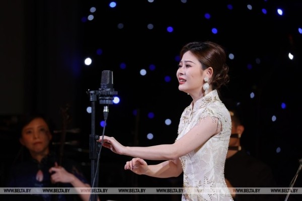 Дни культуры Китая в Беларуси стартовали в Белгосфилармонии концертом мастеров искусств