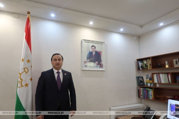 Холод ледников и тепло сердец. Посол Таджикистана о горизонтах дружбы с Беларусью и приоритетах председательства в СНГ Холод ледников и тепло сердец. Посол Таджикистана о горизонтах дружбы с Беларусью и приоритетах председательства в СНГ