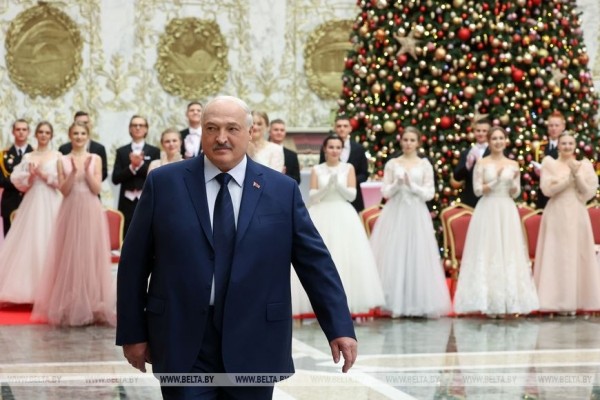 Как прошел новогодний бал во Дворце Независимости. Яркие детали и подробности праздника 