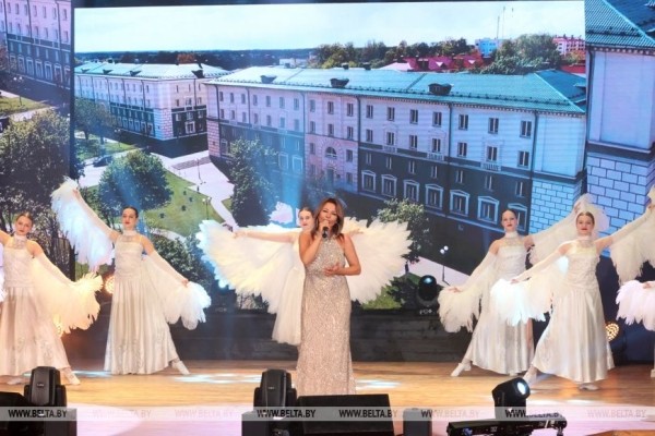 Белыничи передали высокое звание "Культурная столица" городу Иваново Брестской области 