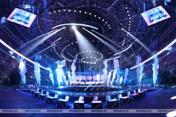 Лукашенко: "Марафон единства" показал, что белорусы могут творить на мировом уровне