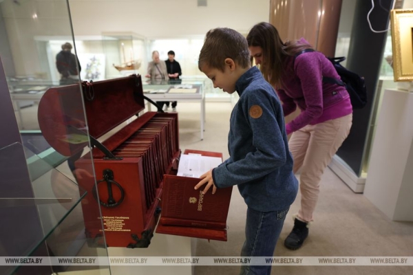 Бесконечная любовь и понимание. Артисты Большого театра выступили перед гостями "Ночи открытий" в НББ