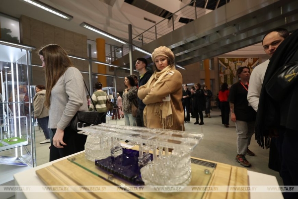 Бесконечная любовь и понимание. Артисты Большого театра выступили перед гостями "Ночи открытий" в НББ