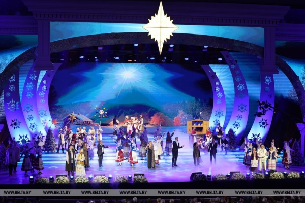 Рождественские тезисы о главном, взгляд в будущее и вода минчанам. Итоги недели Президента