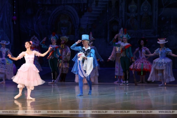 Подарили немного волшебства. Участникам акции "От всей души" в Большом театре показали "Щелкунчик"