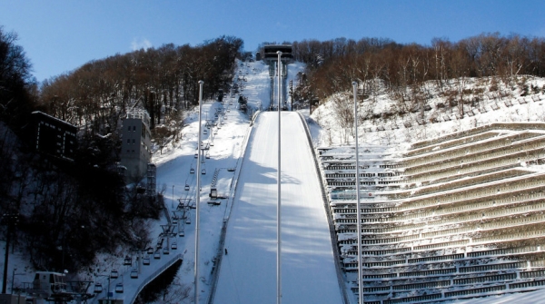 Австрийский прыгун на лыжах Чофениг стал победителем Турне четырех трамплинов Австрийский прыгун на лыжах Чофениг стал победителем Турне четырех трамплинов