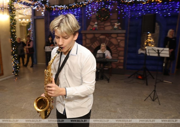 "Павлинку" на сцене Гомельского областного драмтеатра представили инклюзивные актеры