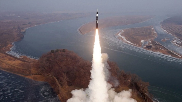 КНДР провела испытания стратегической крылатой ракеты подводного базирования