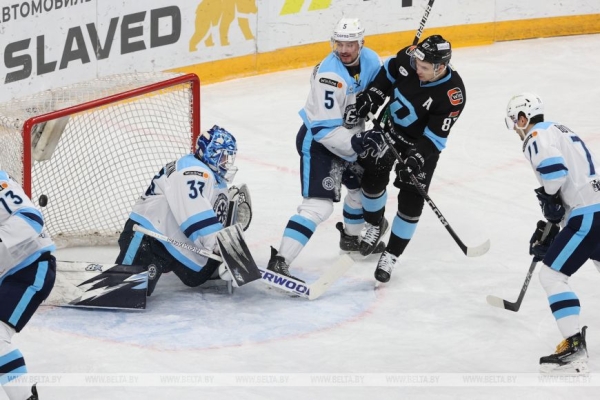 Квартальнов после победы над "Сибирью": довольны, что прервали серию поражений в овертаймах