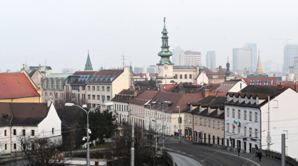 Фицо: Словакия примет меры, если Киев не пересмотрит решение по транзиту газа