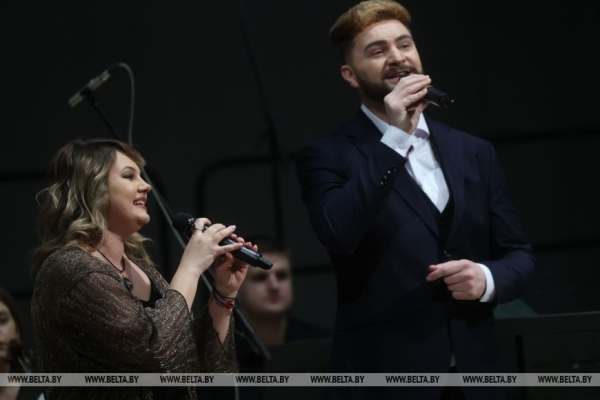 "С желанием прославить Творца". Рождественский вечер прошел в Белгосфилармонии 