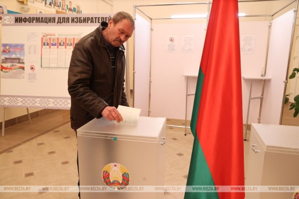 За Лукашенко на выборах в Беларуси проголосовали 86,82% избирателей