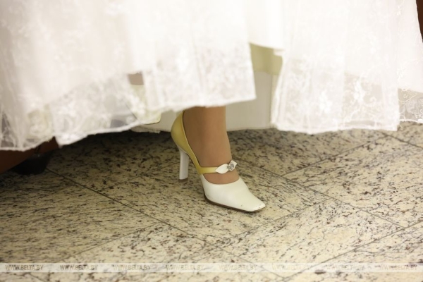 "Воплотила в жизнь детскую мечту". Как проходит бал в Большом театре