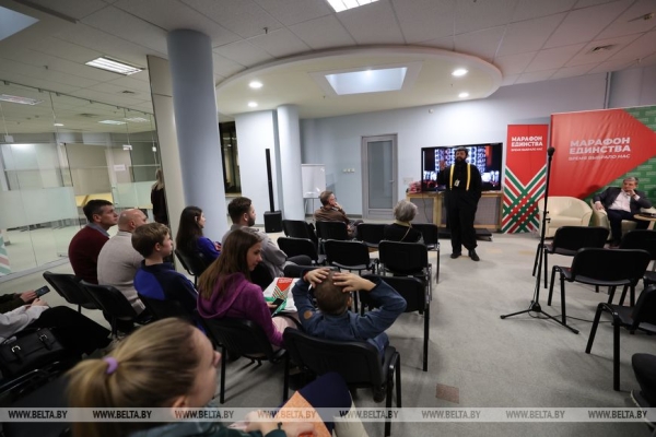 Бесконечная любовь и понимание. Артисты Большого театра выступили перед гостями "Ночи открытий" в НББ