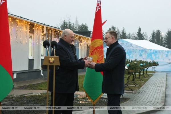 Рождественские тезисы о главном, взгляд в будущее и вода минчанам. Итоги недели Президента