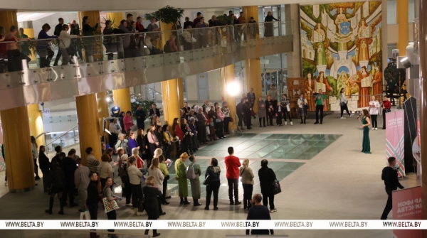 Бесконечная любовь и понимание. Артисты Большого театра выступили перед гостями "Ночи открытий" в НББ