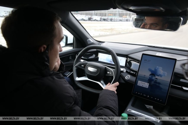 "БЕЛДЖИ" презентовал новый седан бизнес-класса Geely Preface