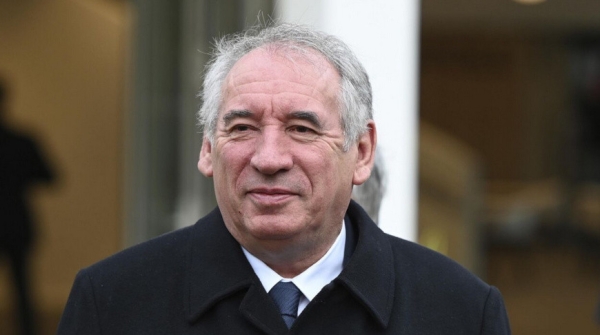 Премьер-министр Франции выступил за создание европейского оборонного союза