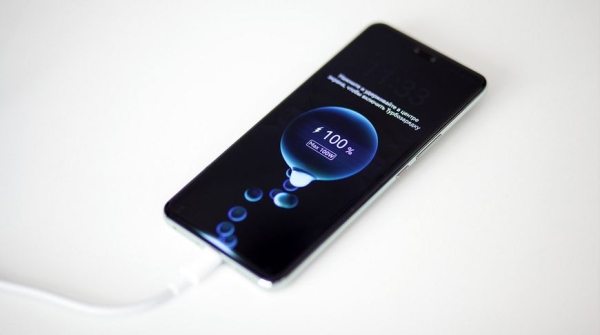 Обзор смартфона Huawei nova 13 Pro: селфи-камера на 60 Мп и быстрая зарядка на 100 Вт