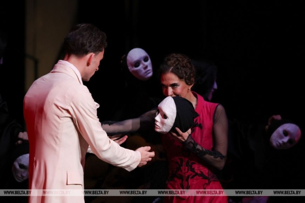 "Анна Каренина" открыла творческий проект Большого театра "Жизнь в профессии"