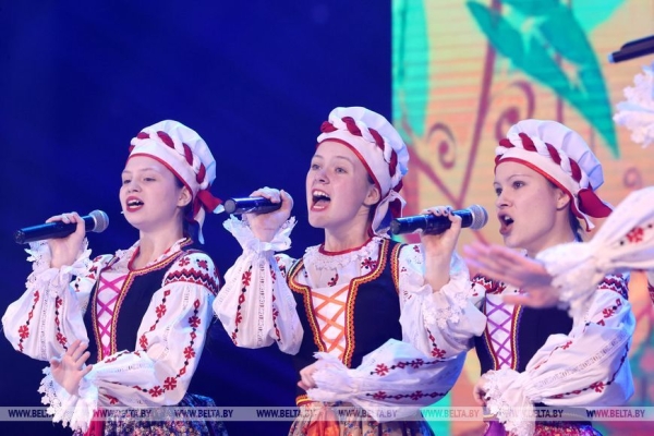 "Здравствуй, мир!": гала-концерт областного этапа смотра-конкурса прошел в Могилеве "Здравствуй, мир!": гала-концерт областного этапа смотра-конкурса прошел в Могилеве