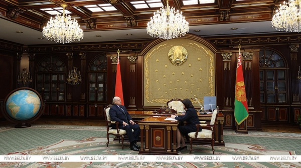 "Чтобы не устроили чехарду в органах власти". Лукашенко о задаче экспертного совета при Совете Республики
"Чтобы не устроили чехарду в органах власти". Лукашенко о задаче экспертного совета при Совете Республики