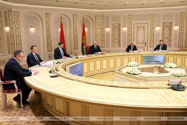 Лукашенко о сотрудничестве с Башкортостаном: мы просто обязаны нарастить товарооборот и превзойти $320 млн