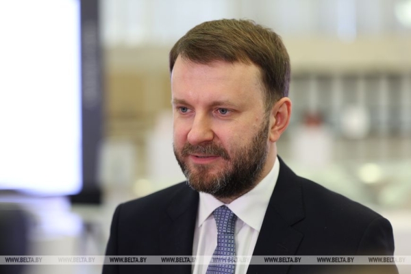 Перезагрузка правительства, революция дронов, интервью в X и Мьянма. Итоги недели Президента