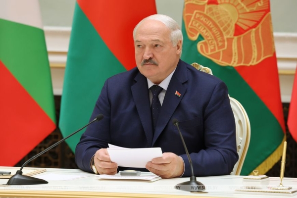 Перезагрузка правительства, революция дронов, интервью в X и Мьянма. Итоги недели Президента