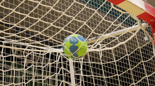 Гандболистки "Гомеля" и "БНТУ-БелАЗа" победили на старте 1/4 финала чемпионата Беларуси