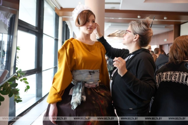 "За кулисами индустрии красоты". Как прошел молодежный форум стилистов в Минске "За кулисами индустрии красоты". Как прошел молодежный форум стилистов в Минске