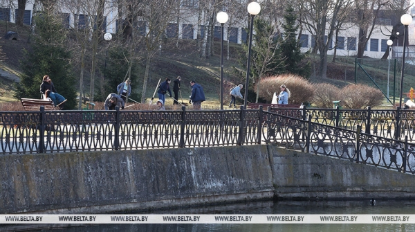 В Могилеве проходит городской субботник В Могилеве проходит городской субботник