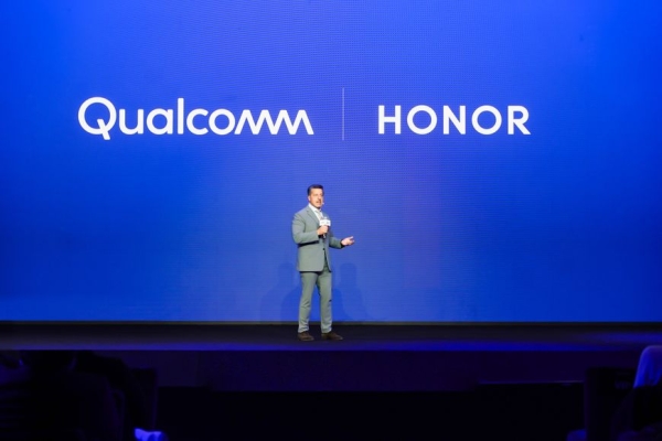 MWC 2025: HONOR инвестирует $10 миллиардов в прогресс ИИ