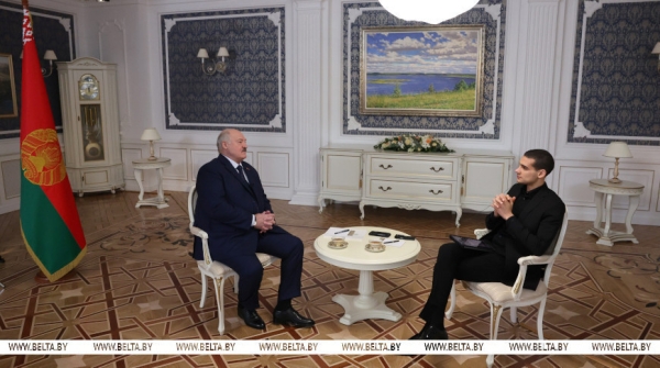 О Трампе, Путине и Зеленском, сбывшихся предсказаниях и возможности мира. Главное из резонансного интервью Лукашенко О Трампе, Путине и Зеленском, сбывшихся предсказаниях и возможности мира. Главное из резонансного интервью Лукашенко