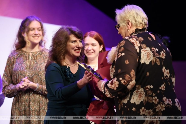 Итоги международного молодежного театрального форума "M.@rt.контакт" подвели в Могилеве Итоги международного молодежного театрального форума "M.@rt.контакт" подвели в Могилеве