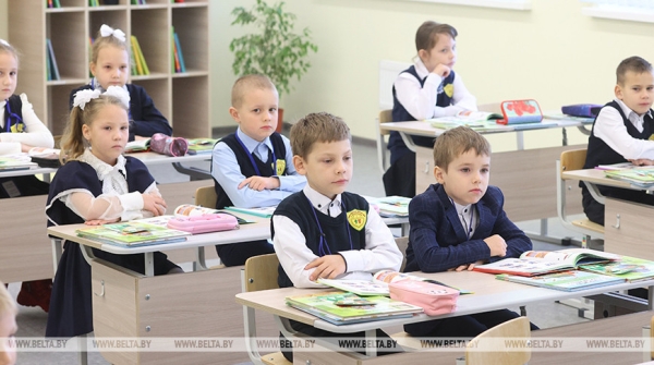 Минобразования: формировать у детей представление о будущей профессии нужно с начальной школы 