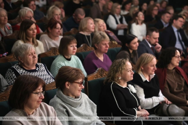 Спектакль Московского театра "Около дома Станиславского" показали на "М.@rt.контакте" в Могилеве