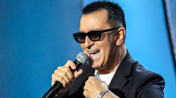 Лукашенко поздравил Александра Буйнова с 75-летием