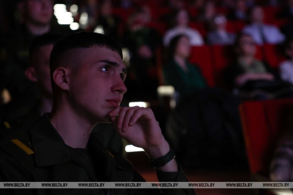 "Иди и смотри, чувствуй, переживай". Шикунец о фильмах "Лагеря смерти" и "Сожженные деревни"