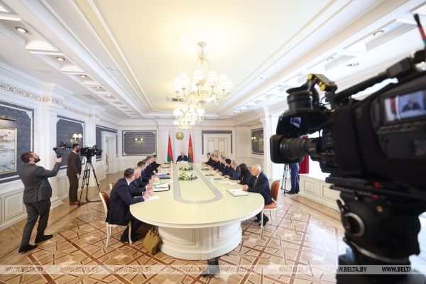 Лукашенко требует от спорта отдачи от вложенных государством средств