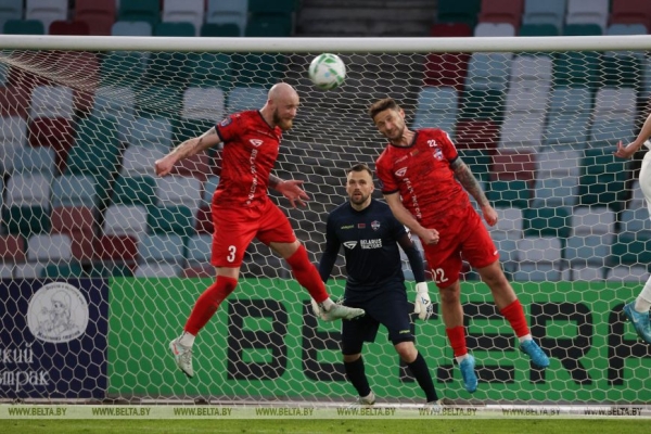 "Динамо" разгромило футболистов "Минска" в столичном дерби чемпионата Беларуси 