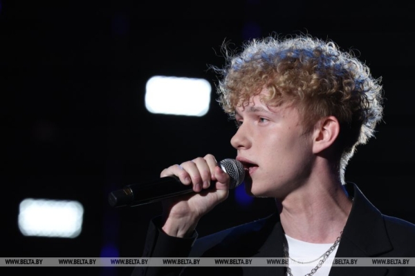 "Песней года" стала композиция Виктории Алешко "Не предавай"